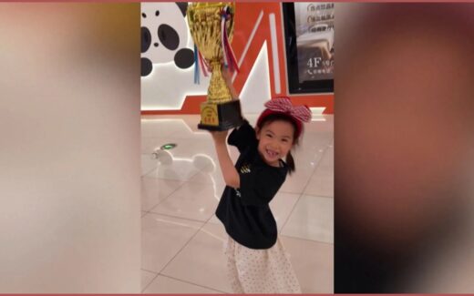 Lian Yunzhi, de 6 anos, bate recorde mundial do cubo 2 vezes
