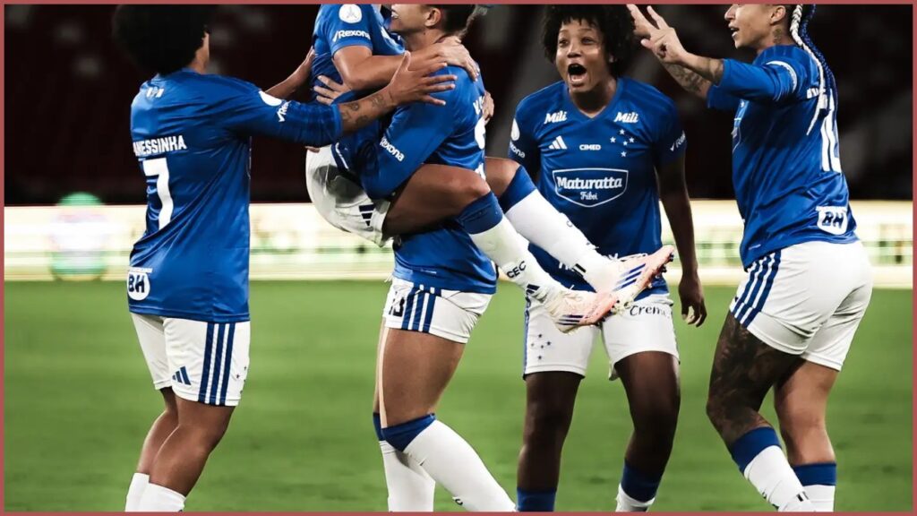 Cruzeiro vence LDU na altitude e lidera grupo na Libertadores