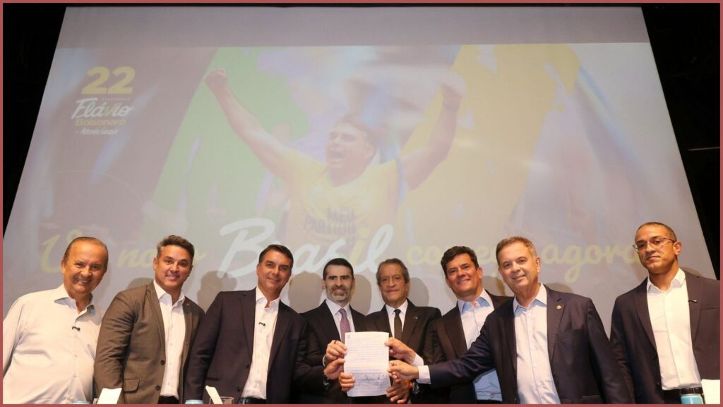 Flávio Bolsonaro reúne 14 governadores e recebe apoio de Cury