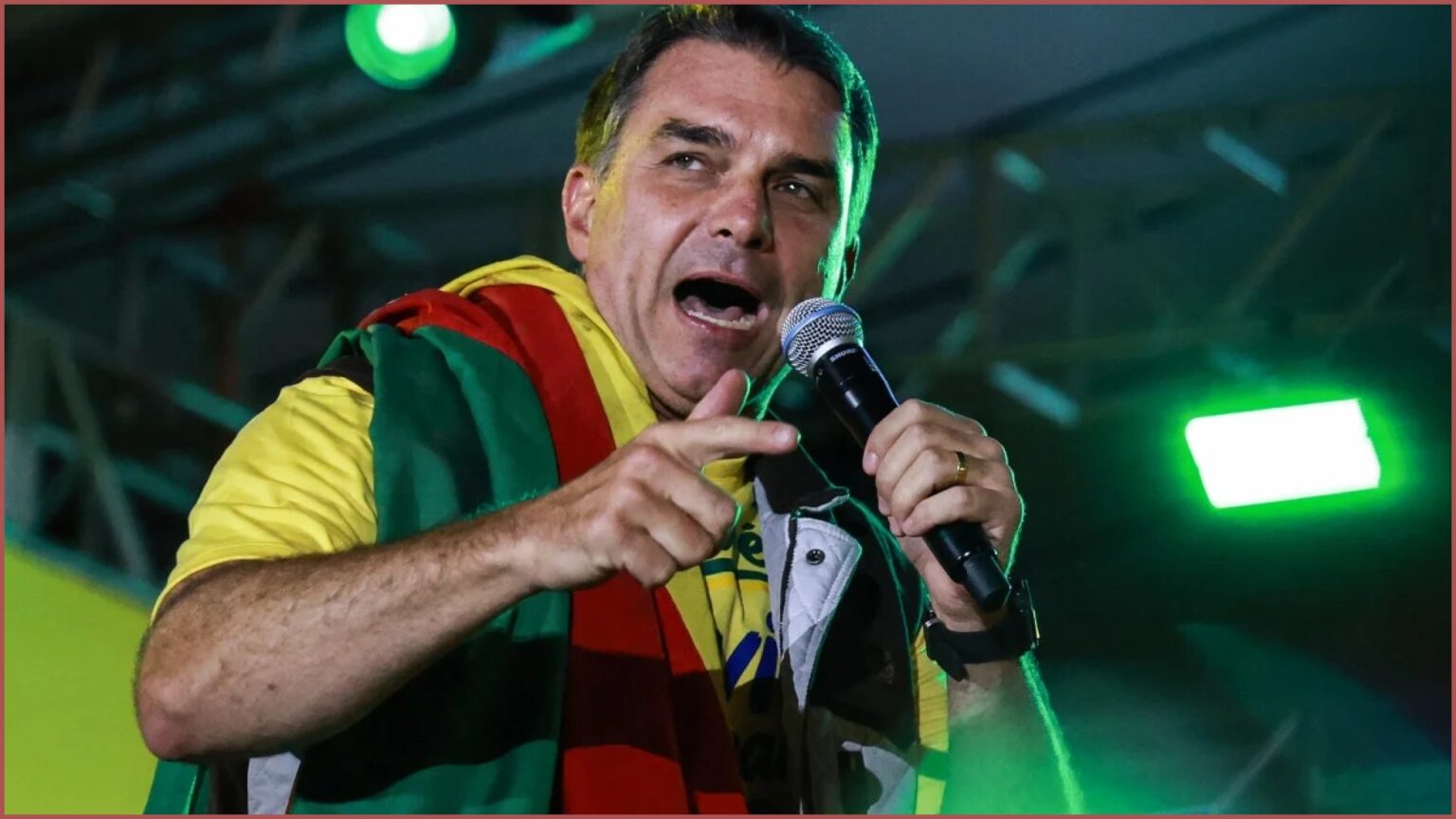 Rui Falcão pede à PGR investigação sobre pagamentos a Flávio
